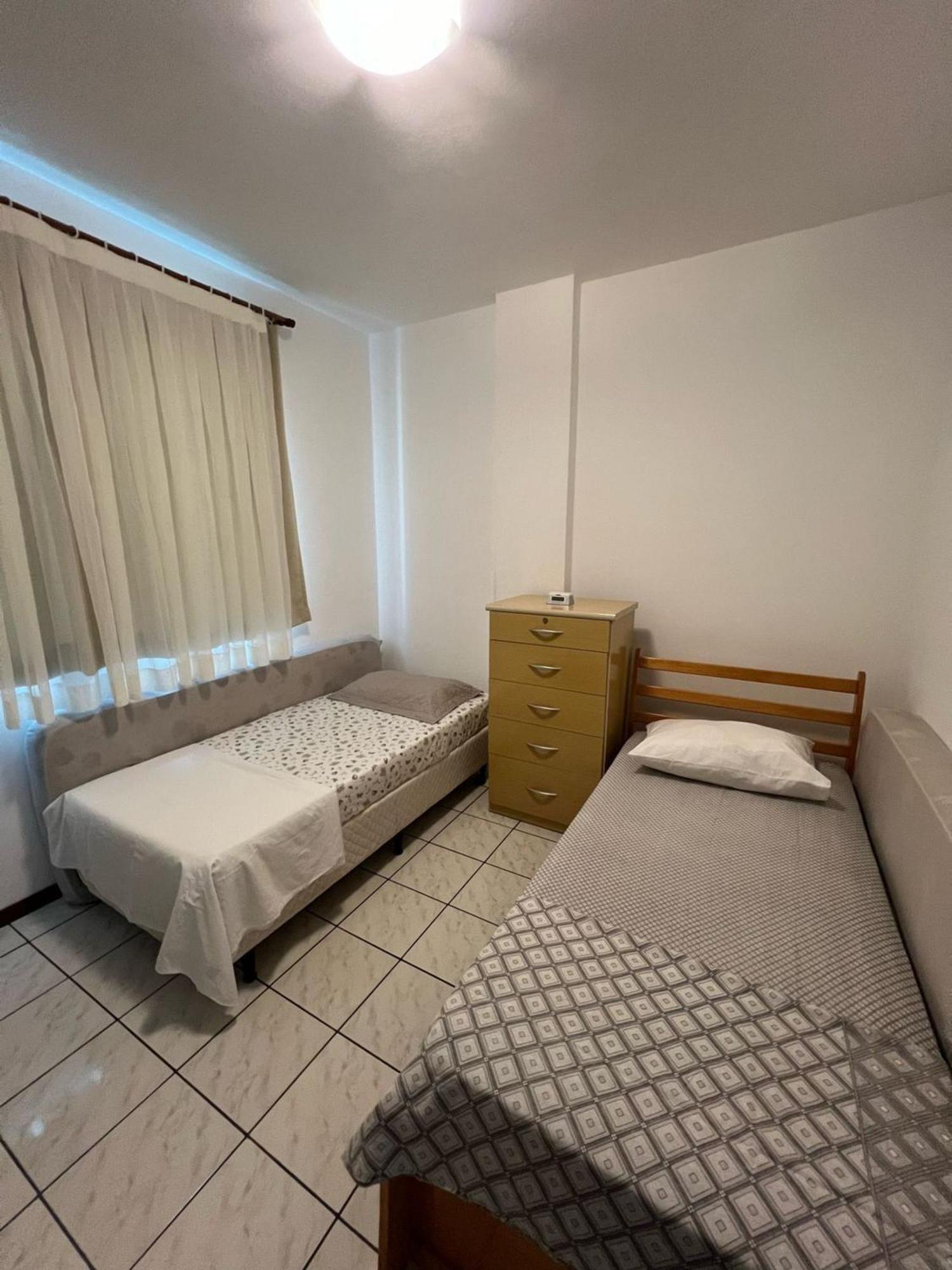 Apto Almeida E Moraes 2 Dormitorios Em Bc * Balneario Camboriu
